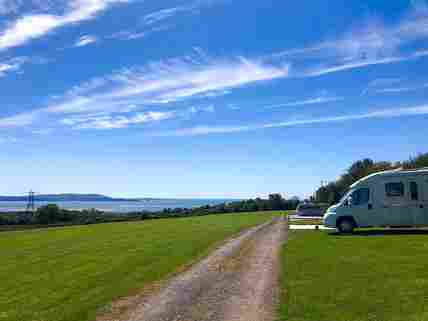 Visitor image of the spectacular views over the estuary. (added by manager 06 Oct 2023)