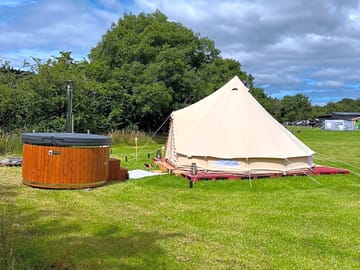 Luxury Bell Tent With Wood Fired Hot Tub