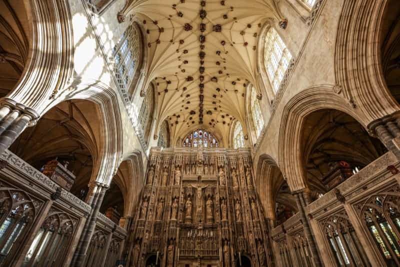 Inside Winchester Cathedral (Mario La Pergola on Unsplash)