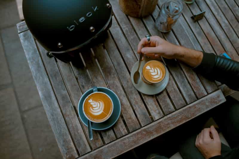 Head to Flat White Kitchen for your morning coffee (Toa Heftiba on Unsplash)