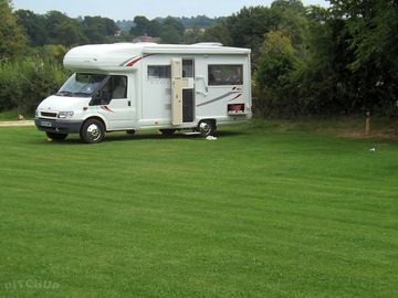 Large motorhome pitch (added by manager 15 oct 2016)
