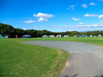 Spacious camping fields (added by widemouthbay 01 may 2013)