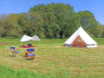 Bell tent set up (added by manager 01 sep 2022)