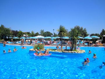 The swimming pool is open from the beginning of june to mid-september (added by manager 19 feb 2015)