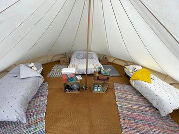 6 metre bell tent full interior (added by manager 18 jul 2023)