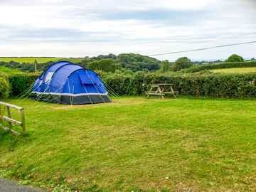 Tent pitches (added by manager 13 sep 2022)