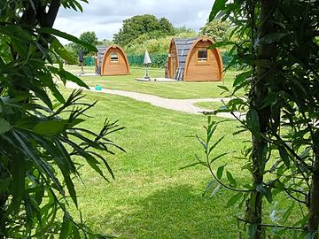 Lots of space around the camping pods (added by manager 01 dec 2018)