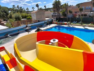 Pool with slide (added by manager 11 may 2023)
