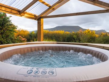 Hot tub with a view (added by manager 04 dec 2023)