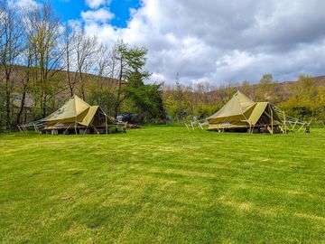 Deluxe bell tents (added by manager 01 may 2024)
