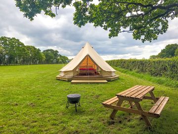Bell tent on site (added by manager 13 sep 2022)