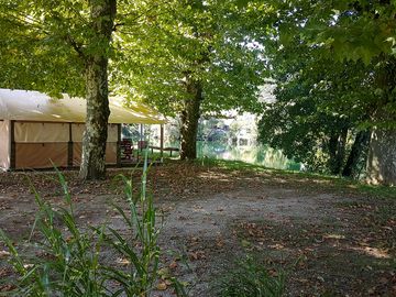 Rental tent by the river (added by manager 08 mar 2024)