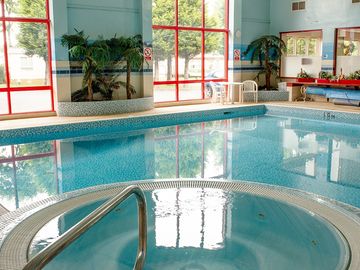 The indoor swimming pool (added by manager 25 feb 2015)