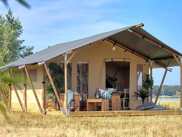Safari tent (added by manager 27 jul 2023)