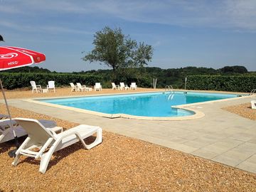 Relax by the pool (added by manager 05 jan 2016)