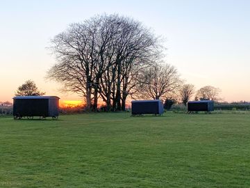 Visitor image of the sunset on site (added by manager 05 dec 2022)