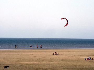 Kite surfing at queensberry bay (added by queensberrybay 11 oct 2014)