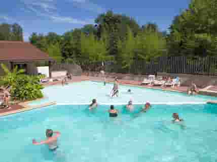 Swimming pool (added by manager 03 Feb 2015)
