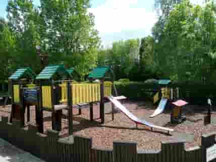 Children's play area (added by manager 23 May 2012)