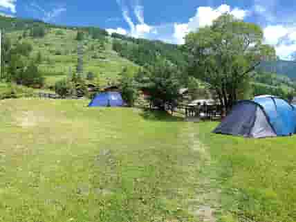 Camping pitches (added by manager 15 Jun 2015)