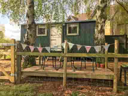 Visitor image of the Shepherds Hut