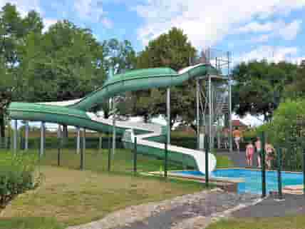 Waterslide (added by manager 10 Nov 2015)