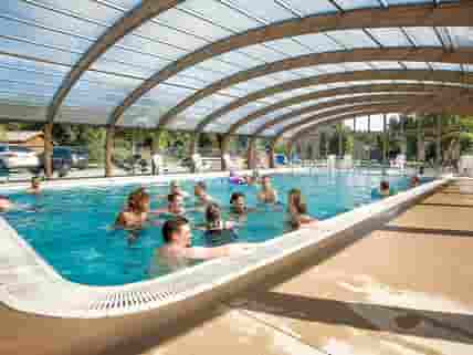 piscine couverte (added by manager 28 Jul 2022)
