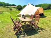 Bell tent with seating (added by manager 02 Apr 2022)