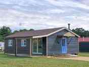 Wagtail Lodge, a comfortable holiday home for up to 4 adults. (added by manager 04 Dec 2023)