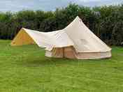 Family sized bell tent (added by manager 15 May 2022)