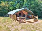 Safari tent (added by manager 14 Oct 2022)