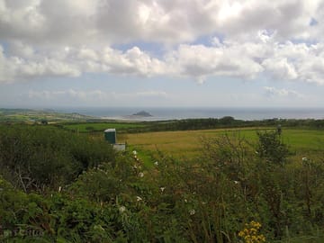 Overlooking the bay from the campsite (added by amorris33 14 Sep 2012)