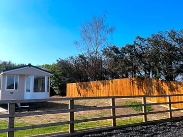 Beautiful modern static lodge in beautiful half an acre setting with views to the horses onsite (added by manager 26 Mar 2022)
