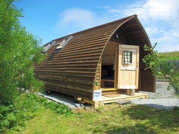 Ensuite wigwam with sheltered garden (added by manager 20 Mar 2021)