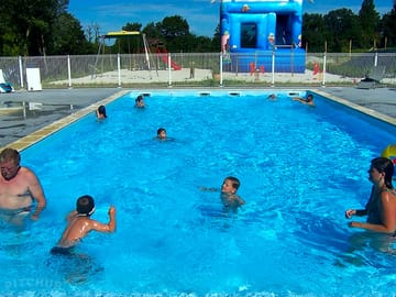 Heated swimming pool (added by manager 10 Jun 2016)