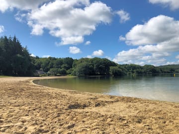 Lake view (added by visitor 24 Jul 2019)