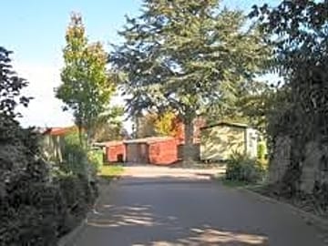 Oakcliff Entrance (added by manager 06 Nov 2012)