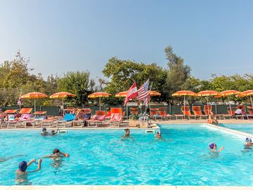 Swimming pool (added by manager 07 Dec 2017)