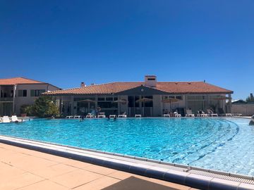 Pool view (added by visitor 13 Jun 2019)