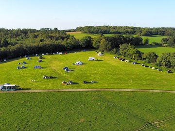 Aerial view of the campsite. (added by visitor 25 Jul 2021)