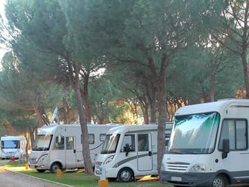 Spacious touring pitches (added by manager 25 Mar 2016)