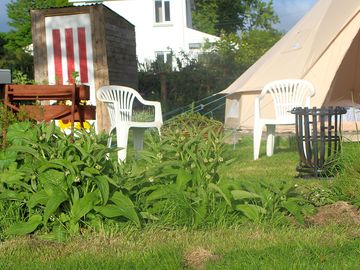 Bell tent (added by manager 21 May 2022)