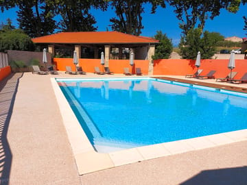 Piscine (added by manager 06 Jun 2020)