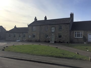 Traditional village pub (added by manager 22 Feb 2017)