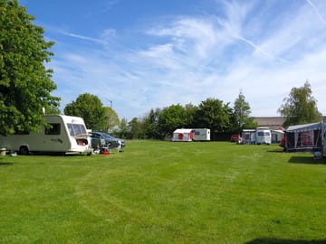 Field for caravans and motorhomes (added by manager 02 Jun 2015)