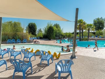 Exterior swimming pool (added by manager 20 Apr 2019)