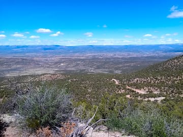 View from the Naturita hill (added by manager 06 May 2016)