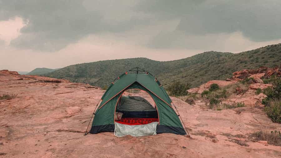 Keep it simple when buying a tent for wild camping (Mr.Sulamain / Unsplash)
