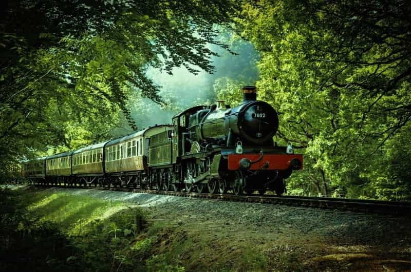  A steam train on the Severn Valley railway near Bewdley (Denis Chick on Unsplash)