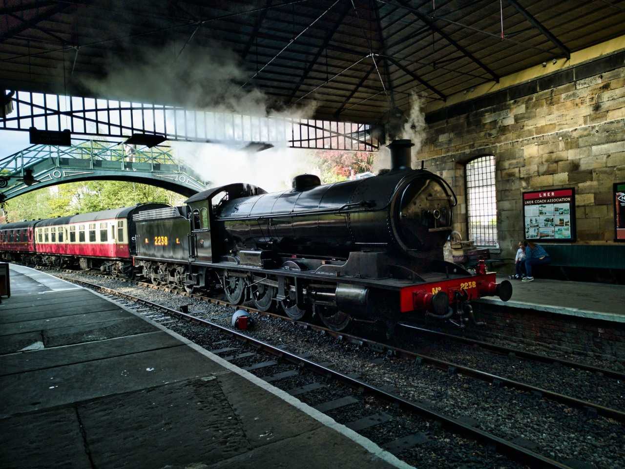 Pickering Station on the North Yorkshire Moors Railway (Lisa Baker on Unsplash)
